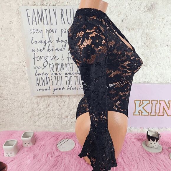 NIB Sheer Floral Lace Bodysuit: Romantic Elegance Small NIB - Picture 3 of 8